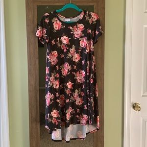 NWOT XS lularoe Carly